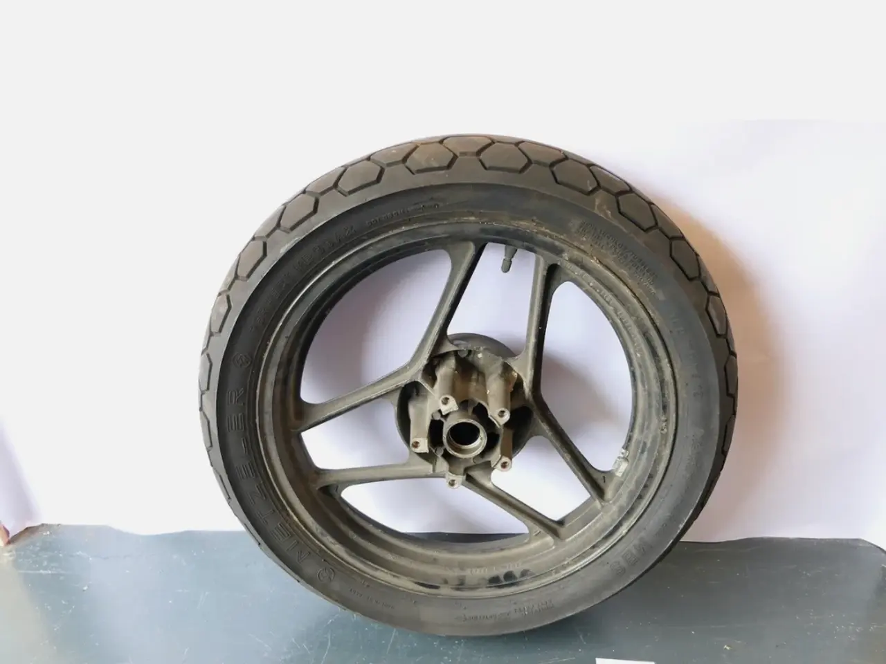 Billede 1 - SØGES FELGE Suzuki GSXR 750-1100 1985-1988