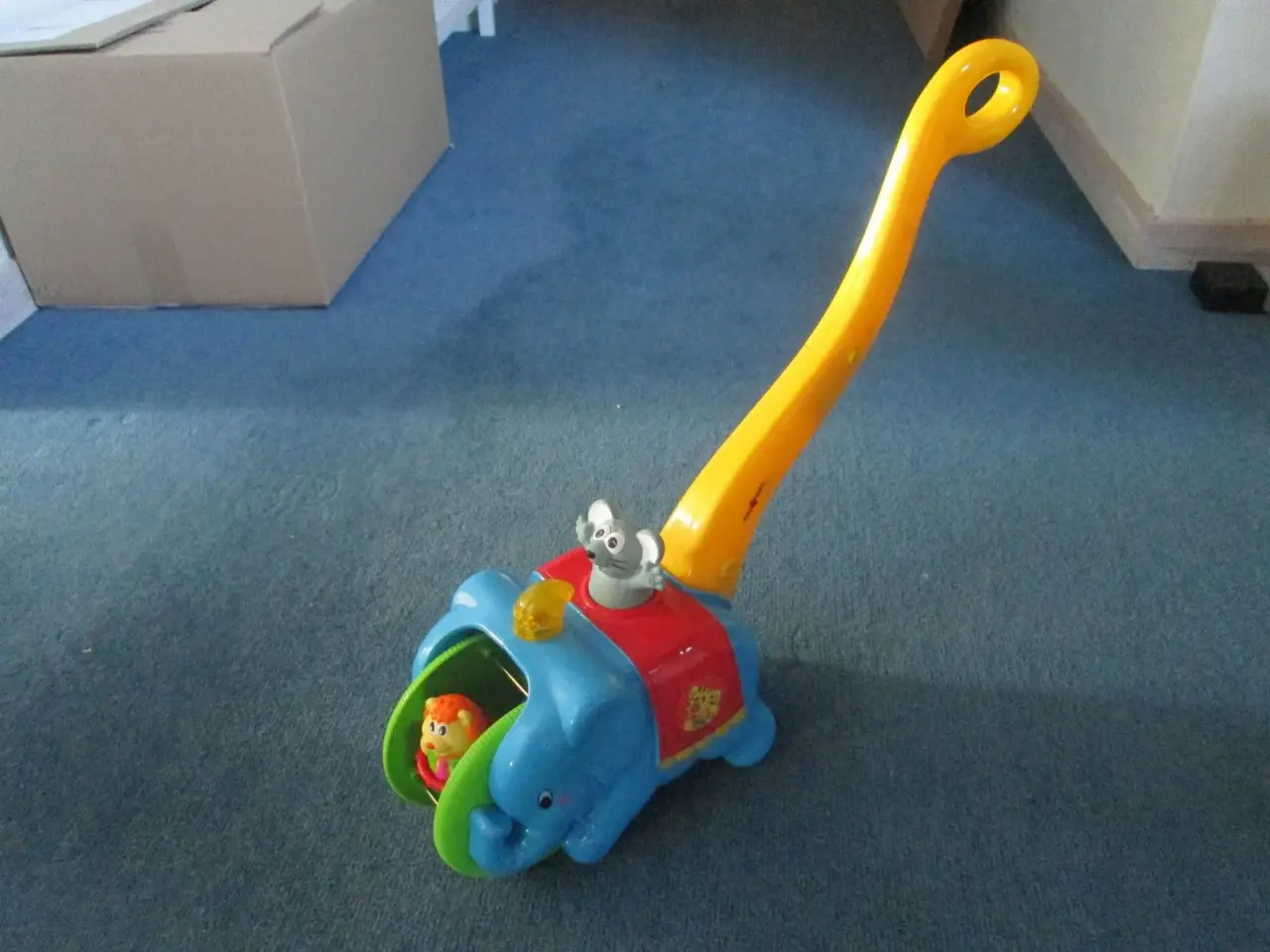 Billede 1 - Play 2 learn  gåstøtte