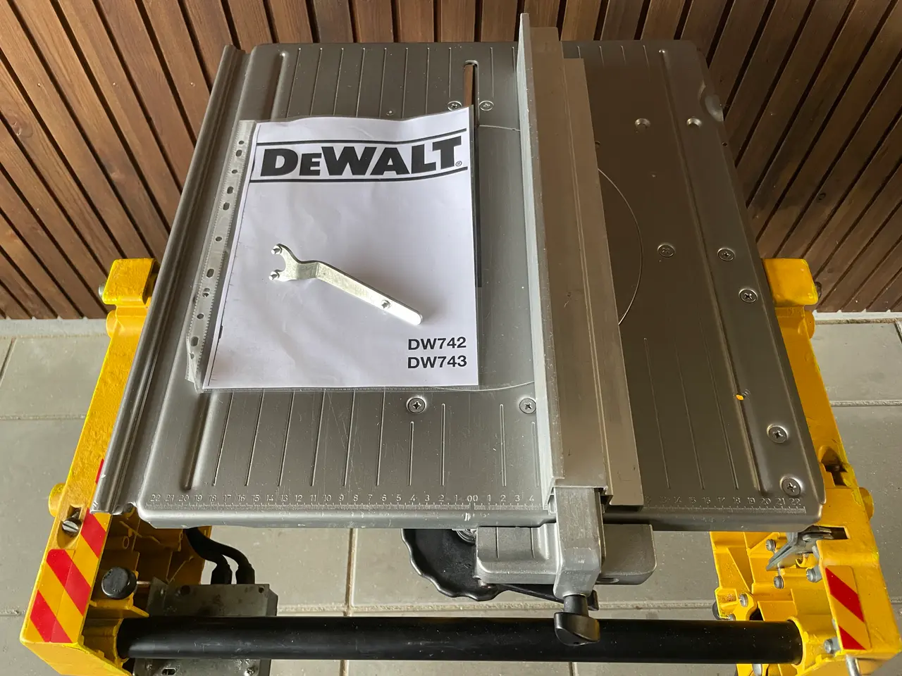 Billede 1 - DeWalt Kapgeringssav på 4. Aftagelig Ben.