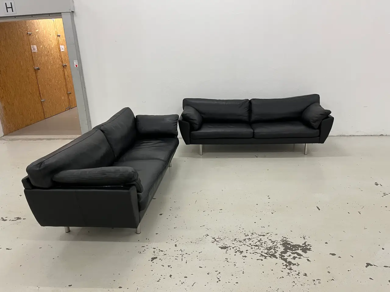 Billede 3 - Ilva Palermo sofagruppe 2x3 Pers.i sort okselæder.