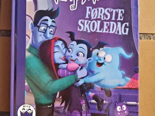Disneys Vampyrina Første Skoledag BOG
