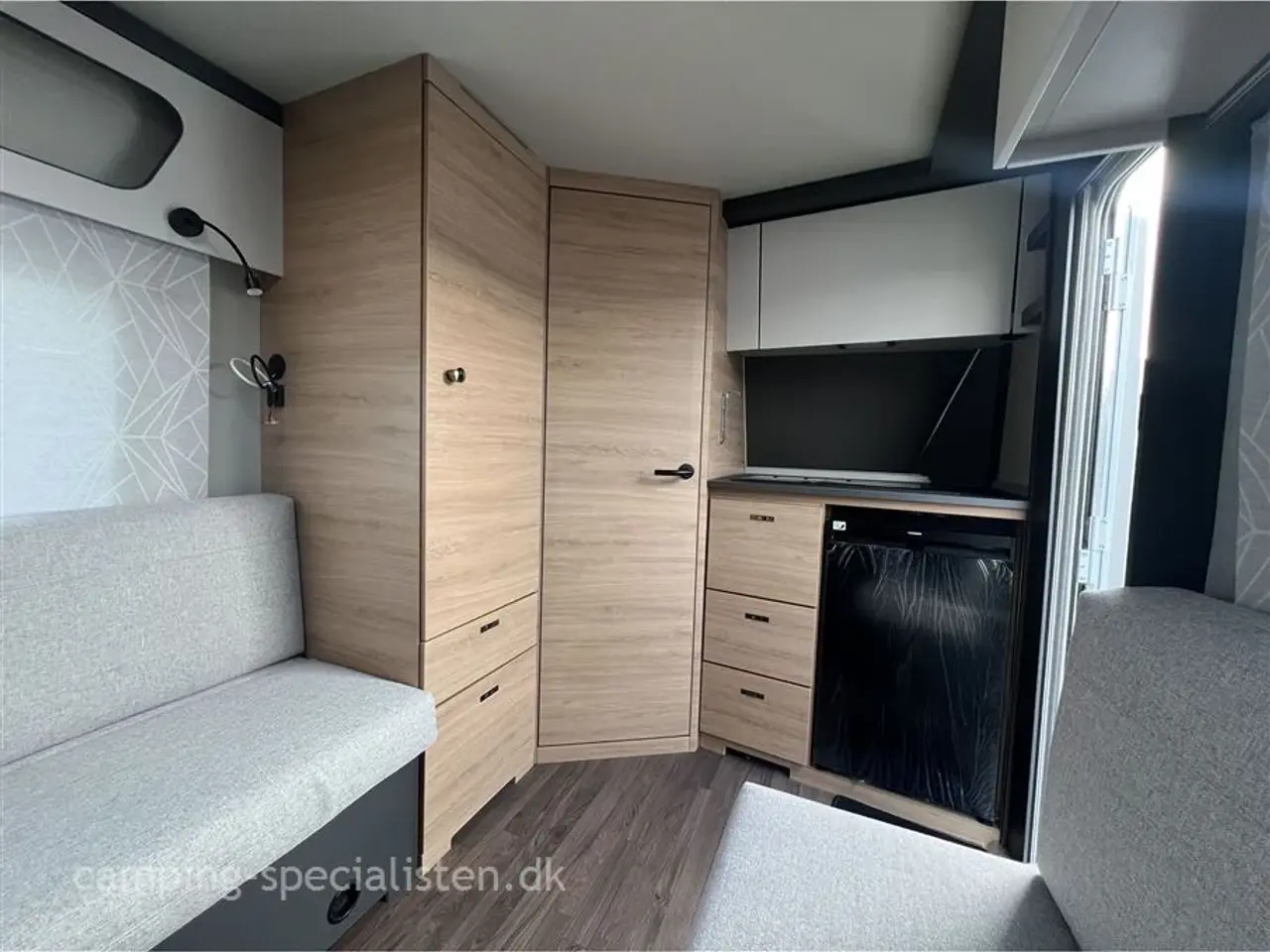 Billede 12 - 2024 - Knaus Yaseo 340 PX   Helt ny model fra Knaus Yaseo 340 PX 2024 (kun 218 bred) - kan ses hos Camping-Specialisten .dk