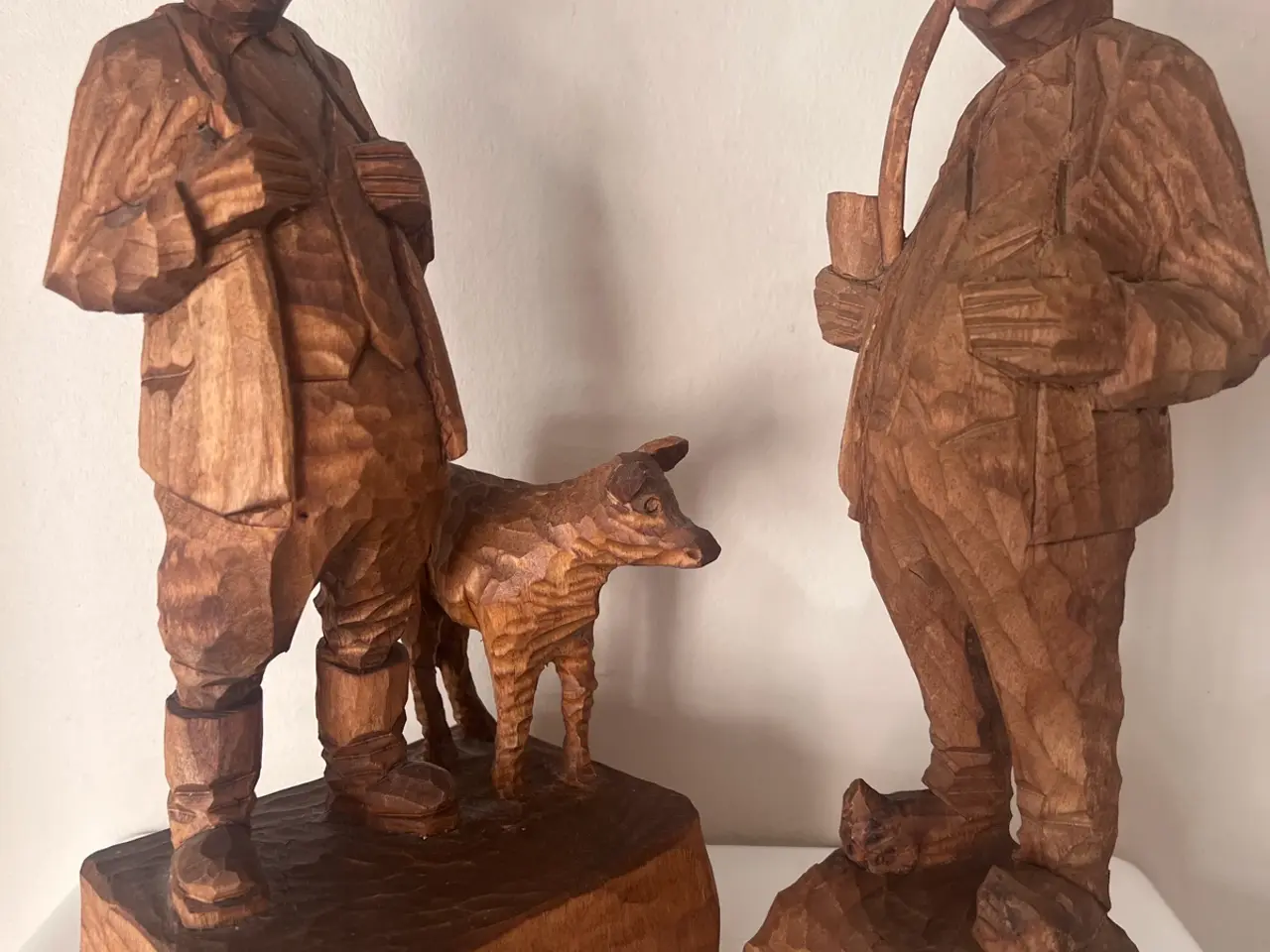 Billede 3 - Frihed Knudsen træ figurer