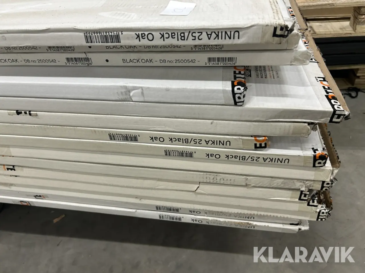 Billede 3 - Akustikpaneler Fibrotech Black Oak Unika 2 sortering, 20 stk. inkl 10 lister
