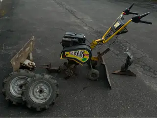 Taxas Havefræser - Med multifunktioner