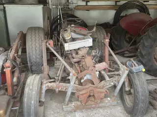 MF35 Bensin til opbygning