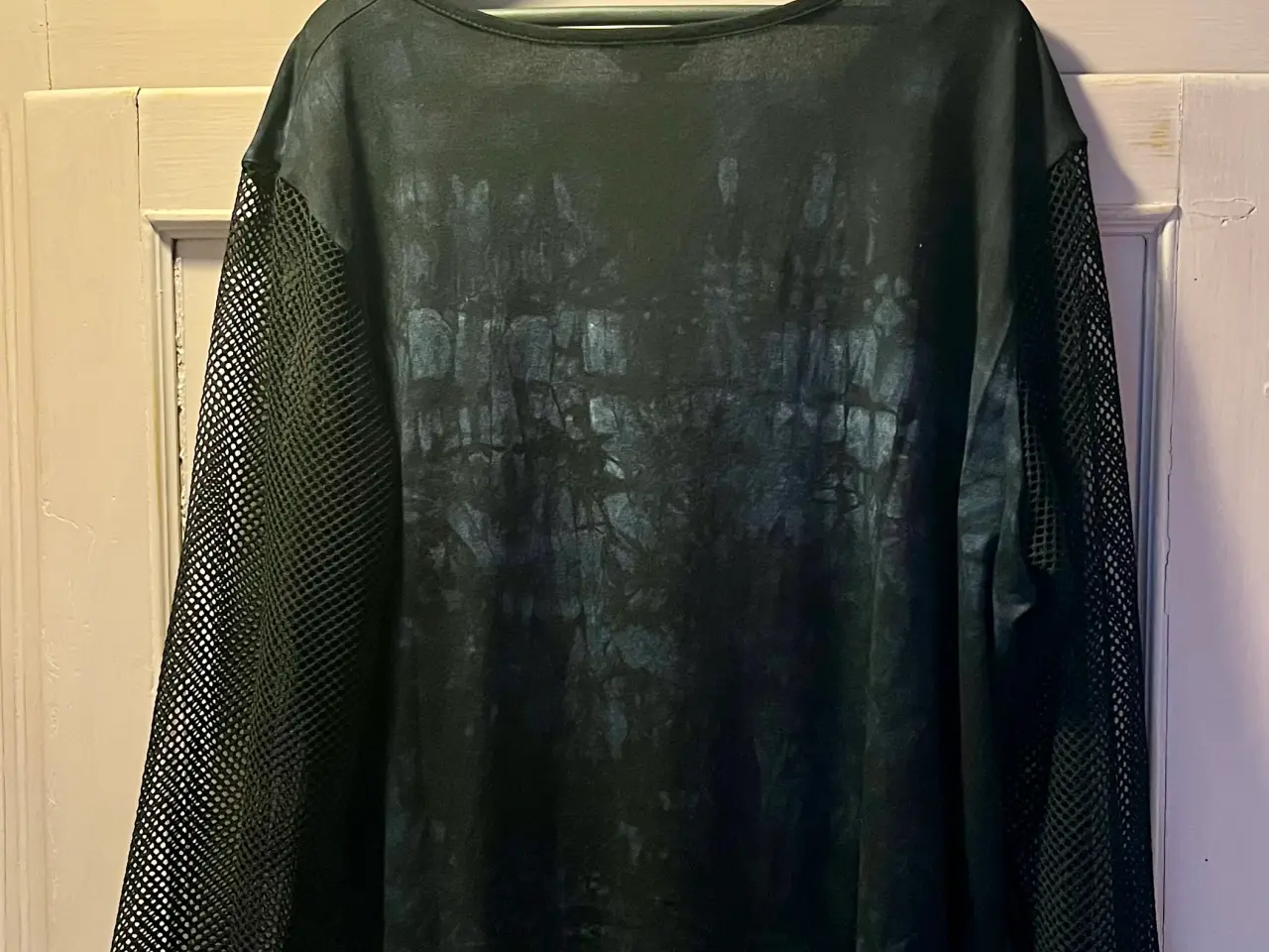 Billede 3 - T-shirt med netærmer str. 50 (46/48)