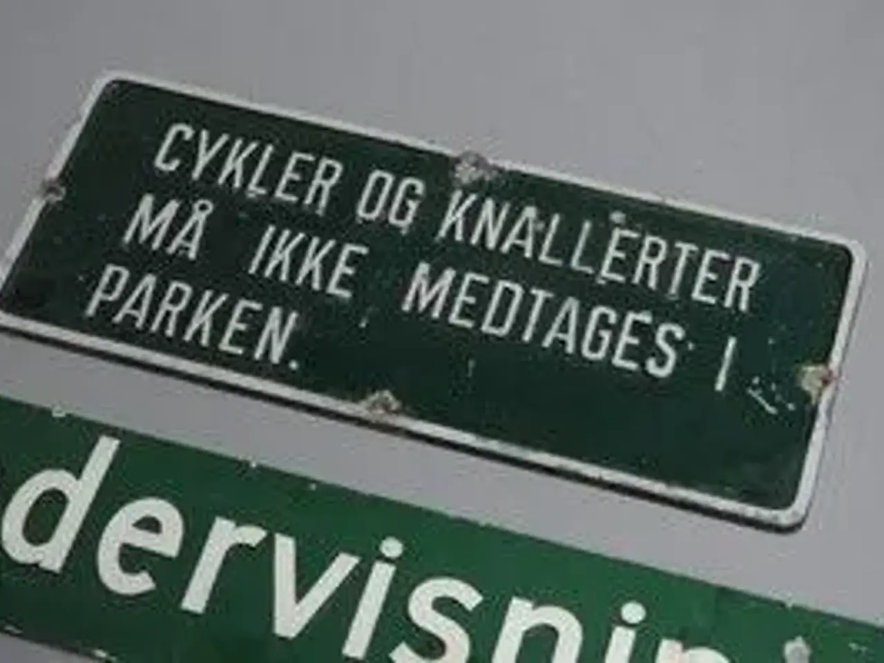 Billede 1 - PARKSKILT købes