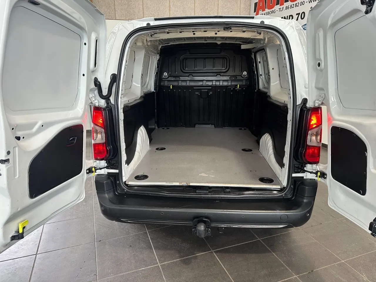 Billede 15 - Peugeot Partner 1,5 BlueHDi 130 L2V2 Plus Pro EAT8 Van
