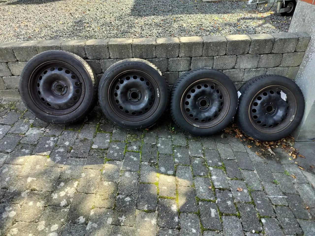 Billede 1 - Firestone vinterdæk på stålfælge