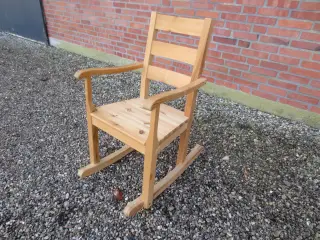 1 stk Gyngestol i Fyrretræ