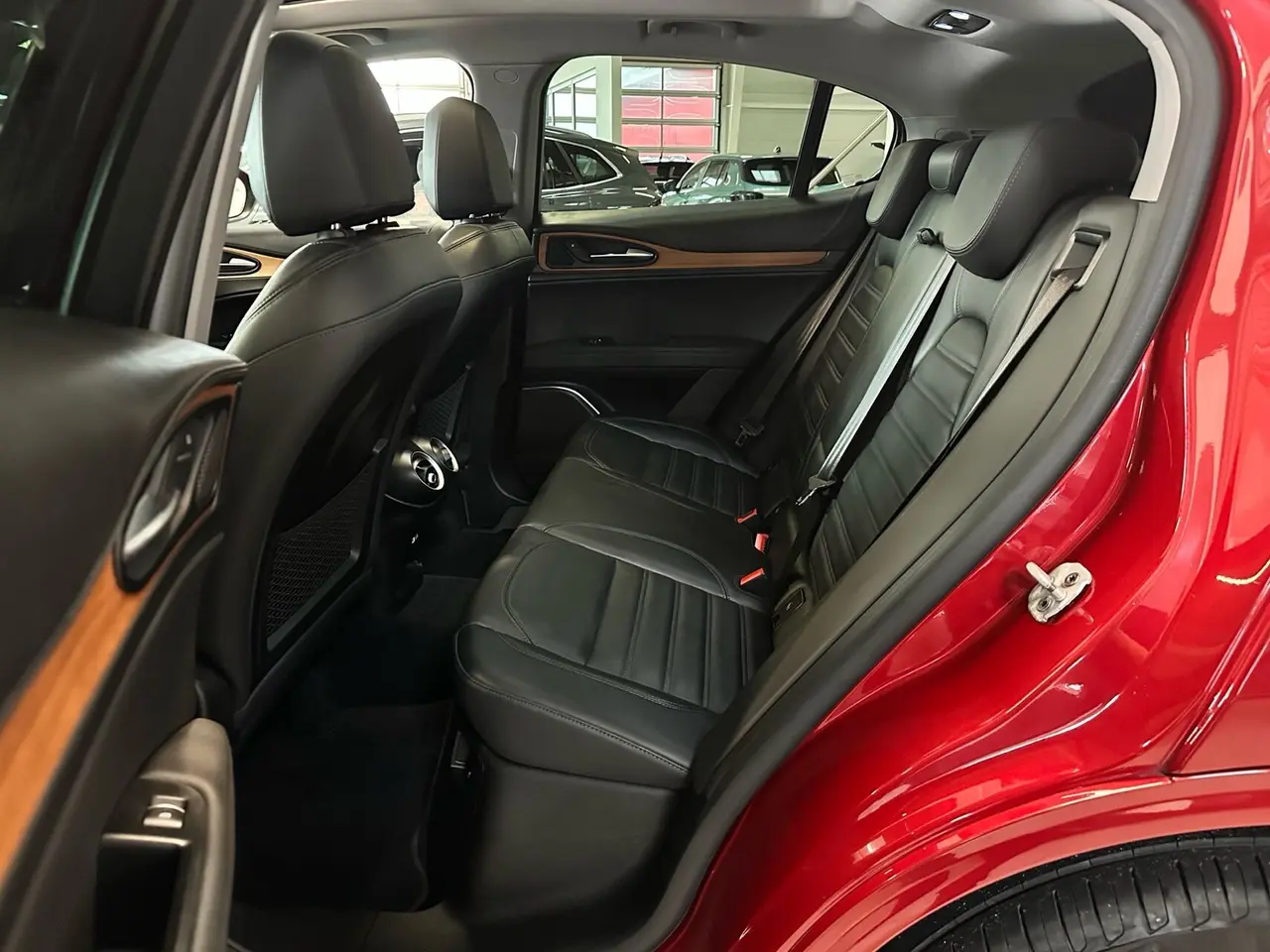 Billede 6 - Alfa Romeo Stelvio 2,0 TB Veloce Q4 280HK 5d 8g Aut.