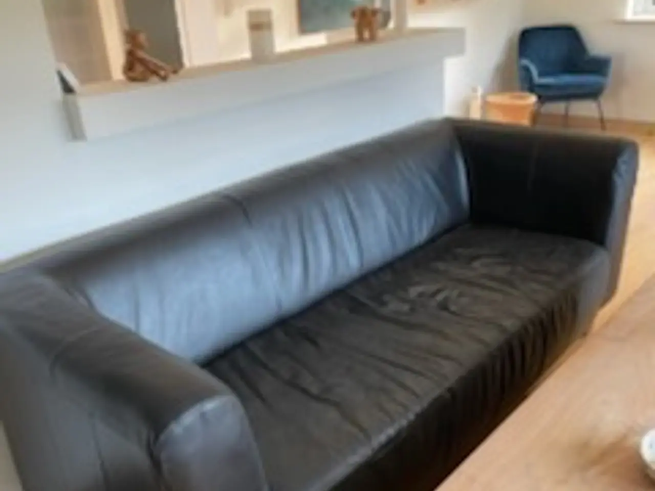 Billede 3 - 3 Personers sofa og stol i læder