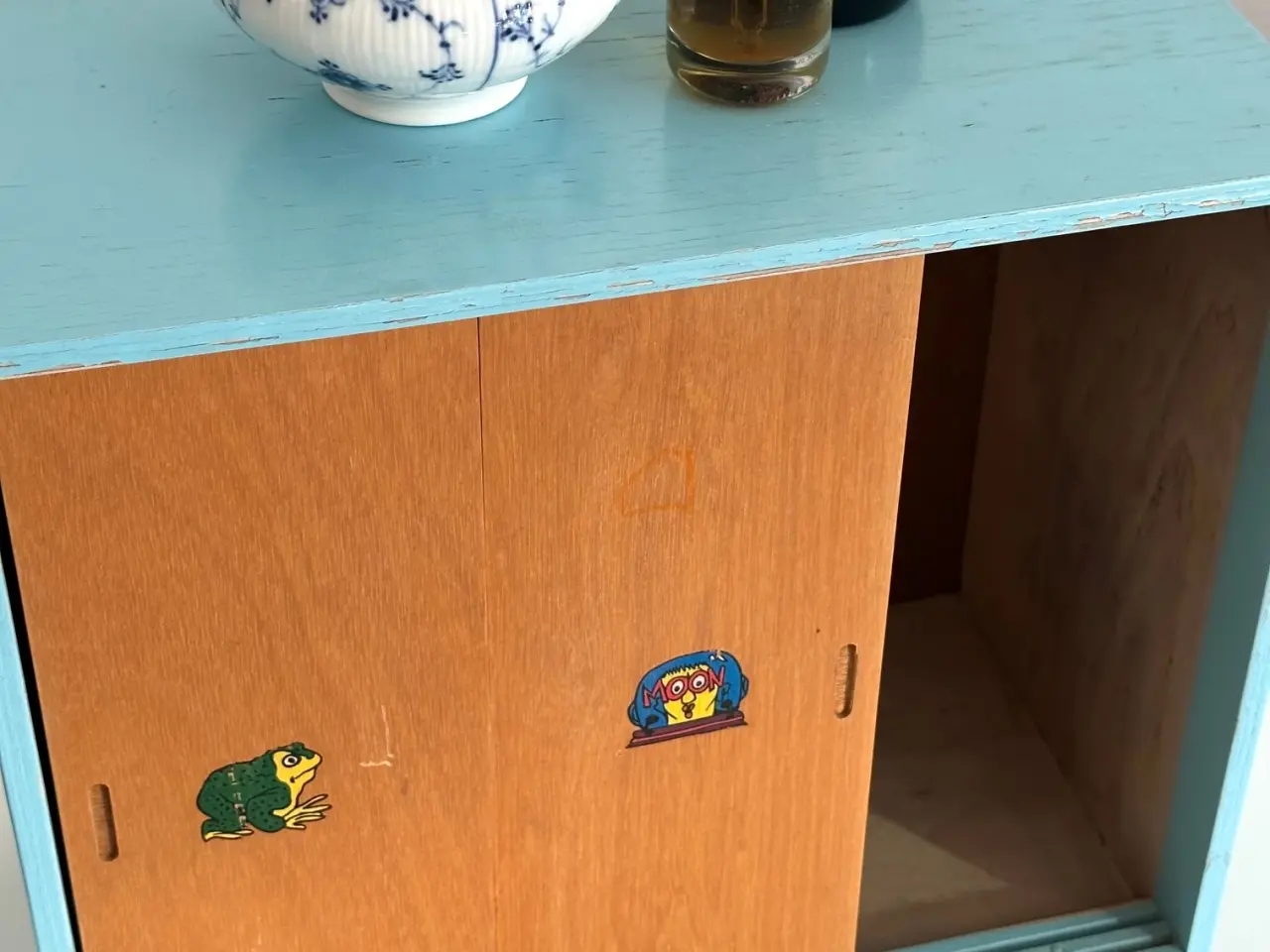 Billede 6 - Vintage dukkeskab m 3 låger