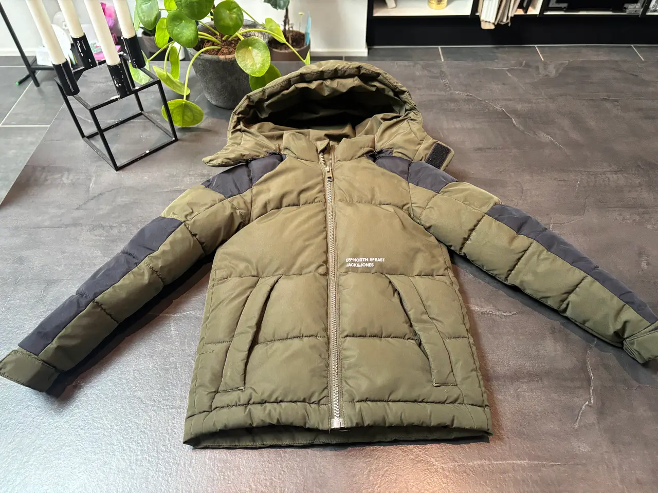 Billede 1 - Jack&jones vinterjakke str 128