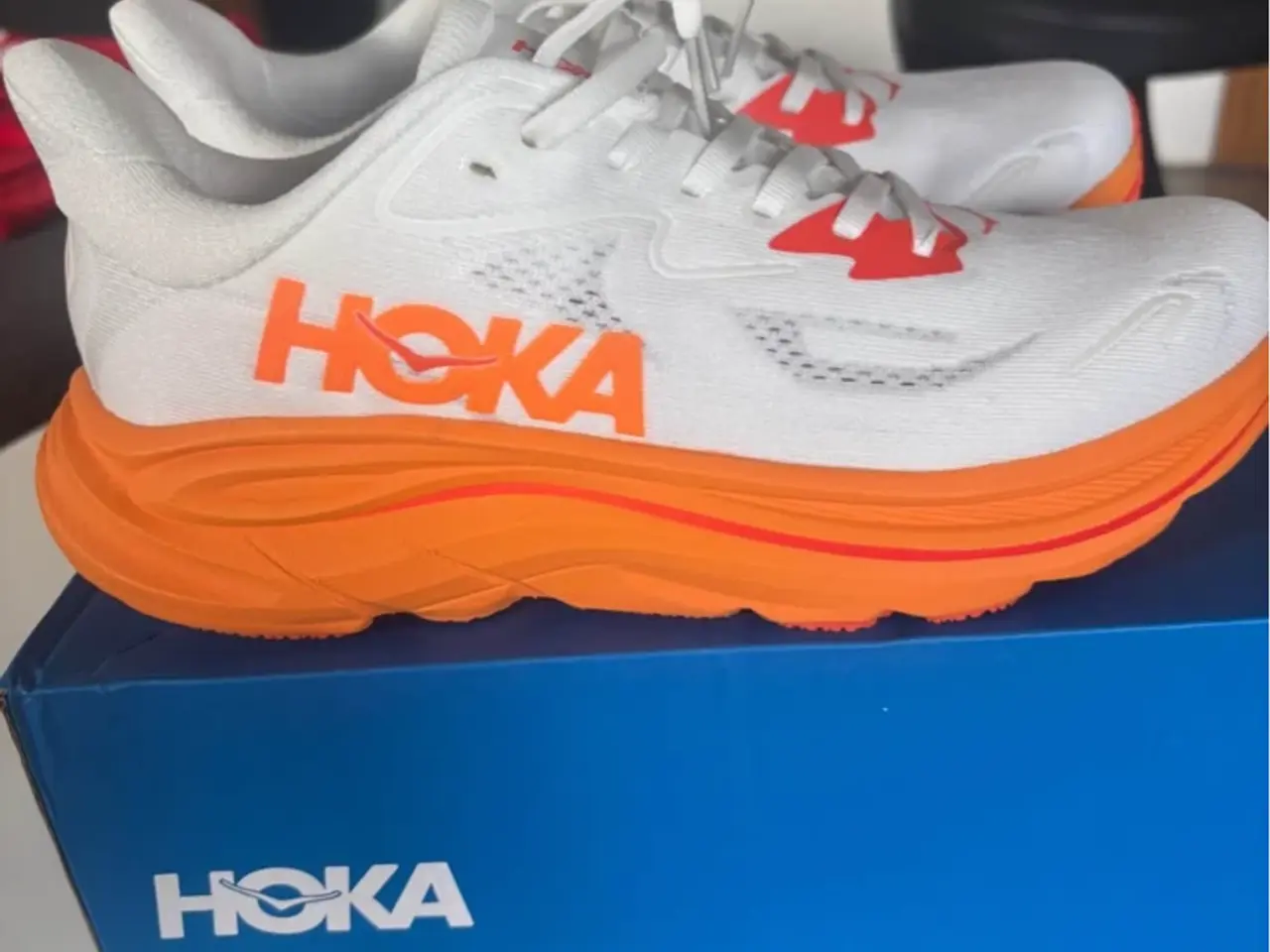Billede 1 - Fede HOKA sko