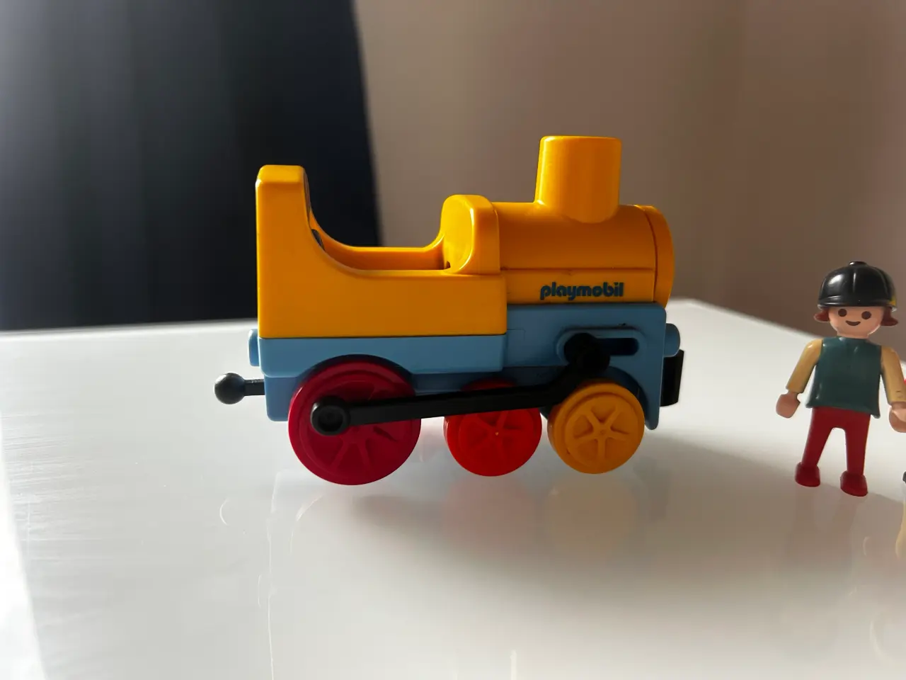 Billede 2 - Playmobil tog med figurer