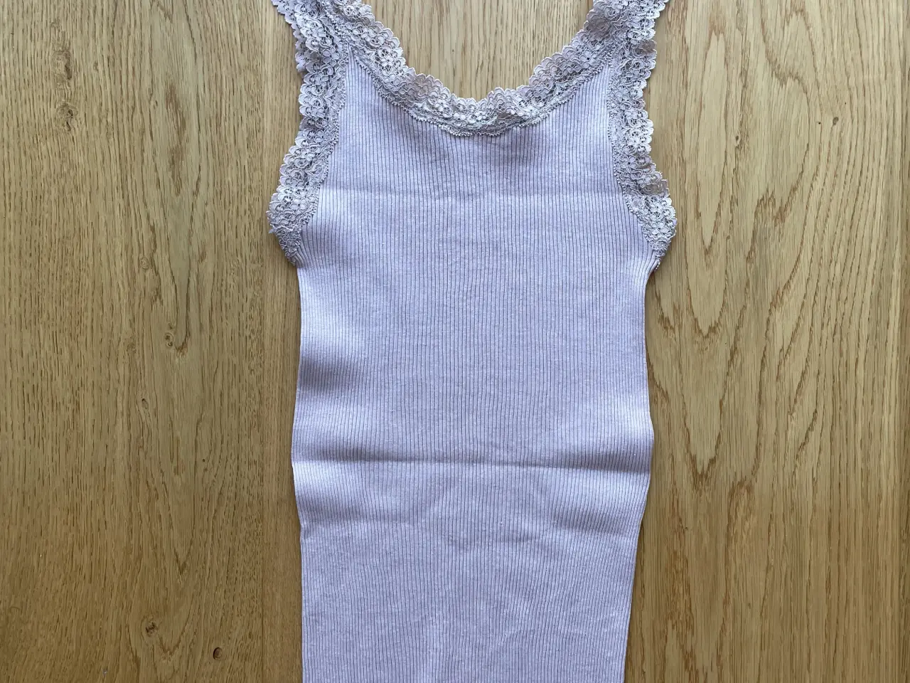 Billede 1 - Rosemunde silketop 