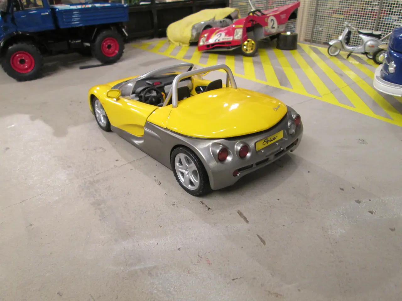 Billede 2 - Renault Spider    Anson   1:18