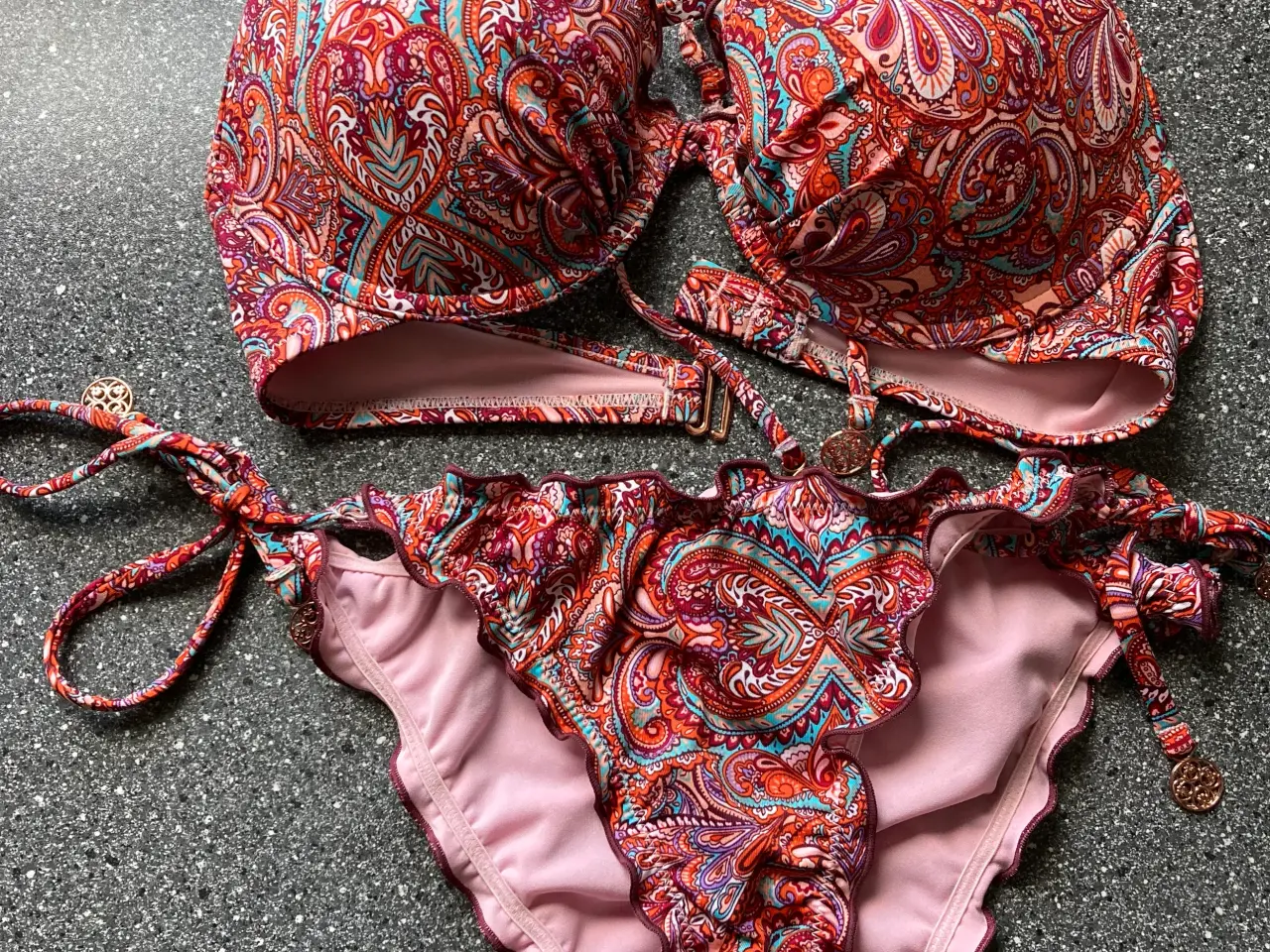 Billede 1 - Bikini flotte farver