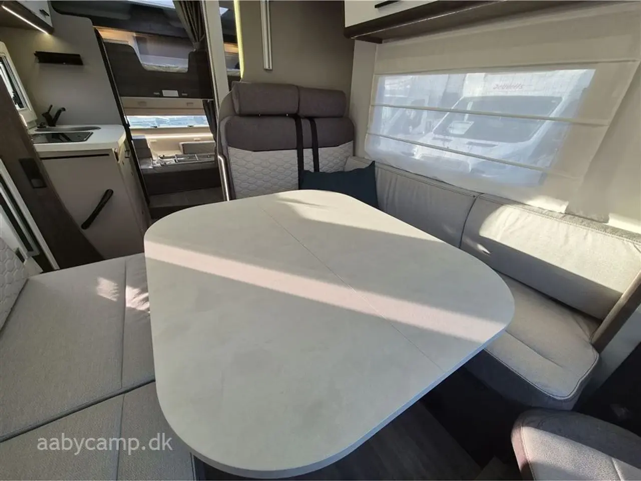 Billede 10 - 2026 - Benimar Tessoro 425