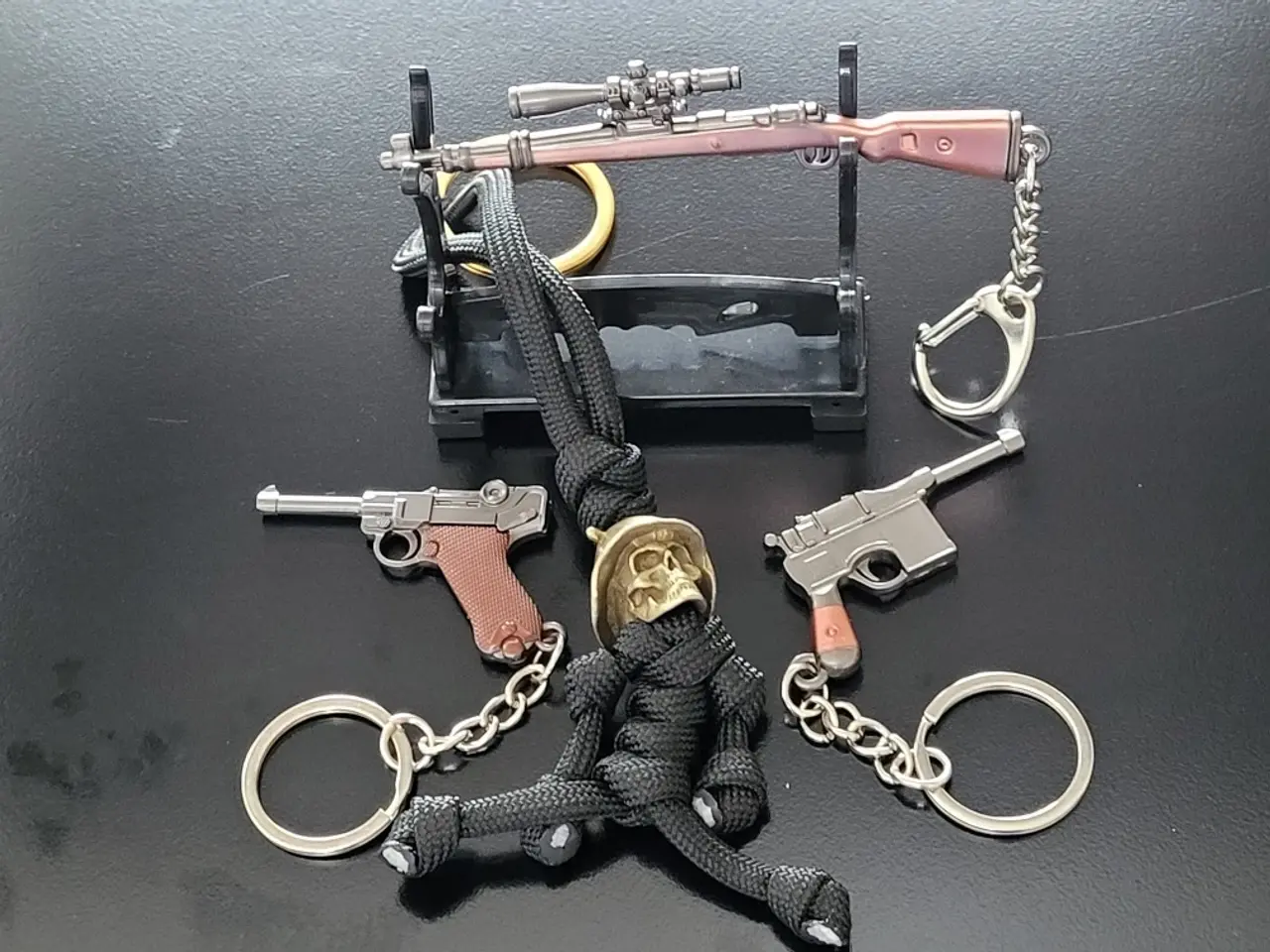 Billede 1 - Miniature 4 stk nøgleringe våben WW2 Tyskland