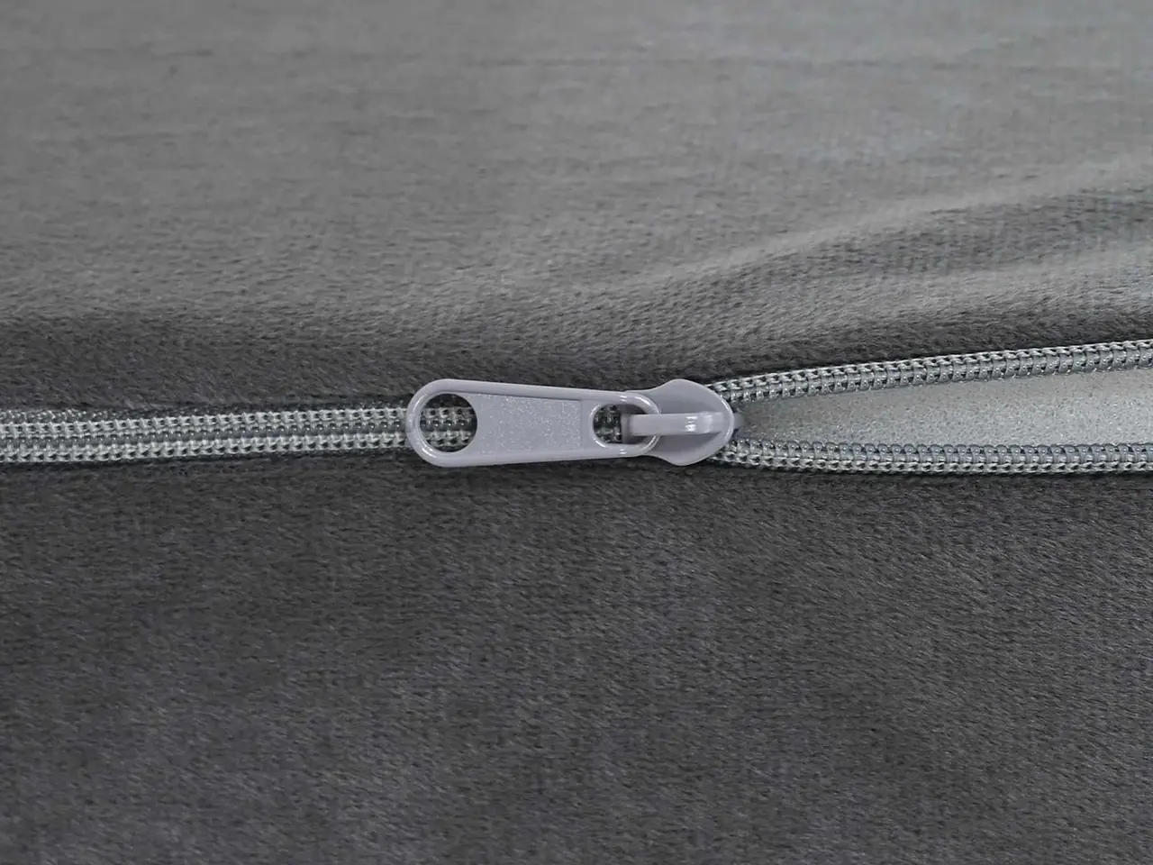 Billede 6 - Benpude i kileform 68 x 25 x 21,5 cm - grå