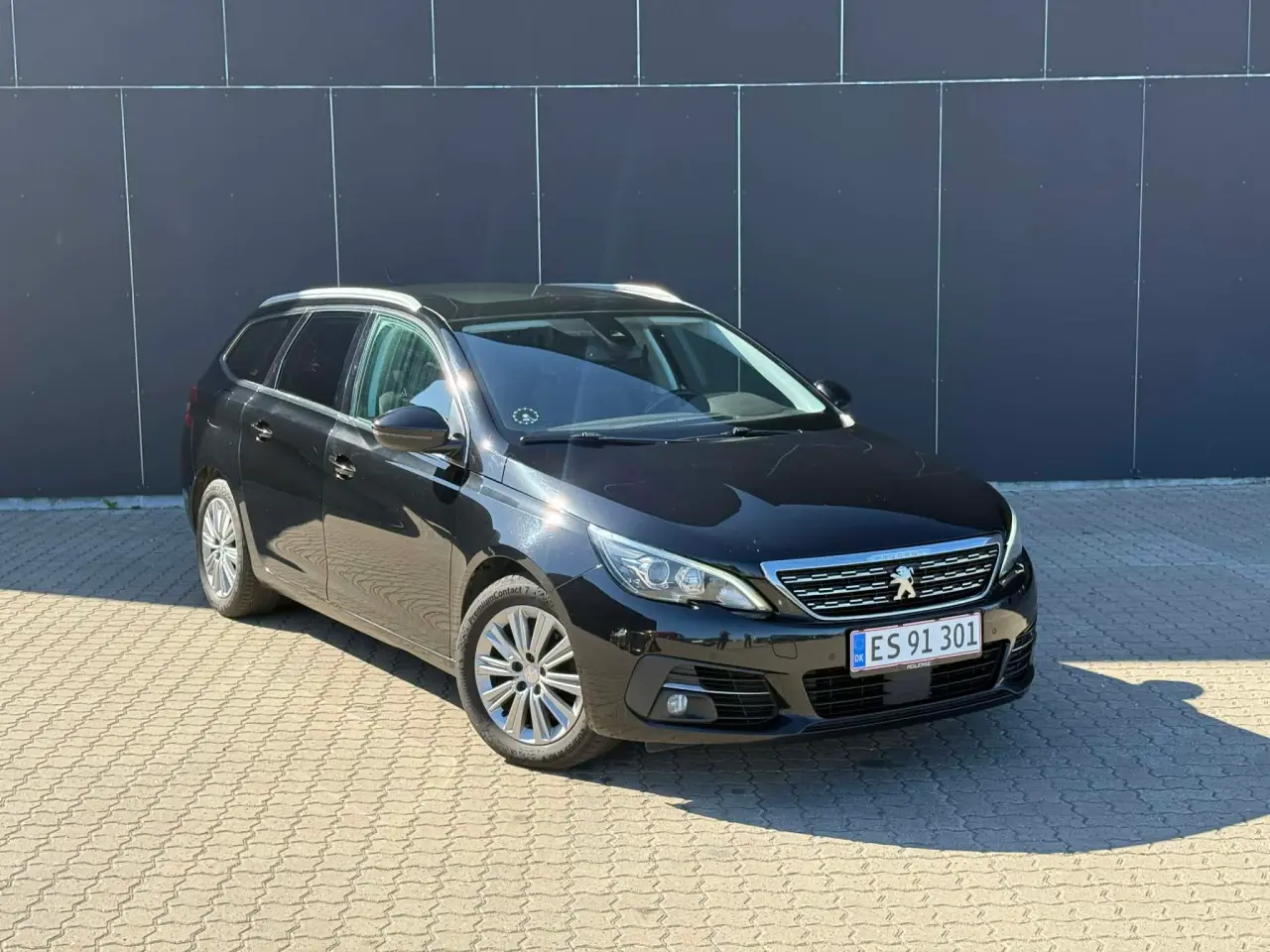 Billede 1 - Flot Peugeot 308 med glastag