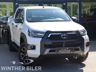 Toyota HiLux 2,8 D T4 Invincible Db.Kab aut.