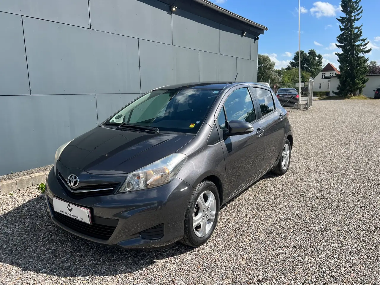 Billede 1 - Toyota Yaris 1,0 VVT-i T1