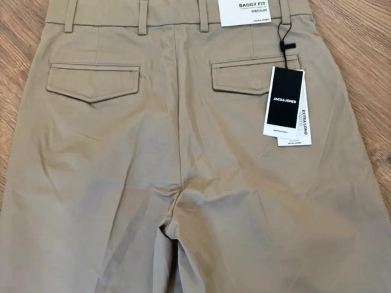 Billede 3 - De populære baggy shorts fra Jack & jones