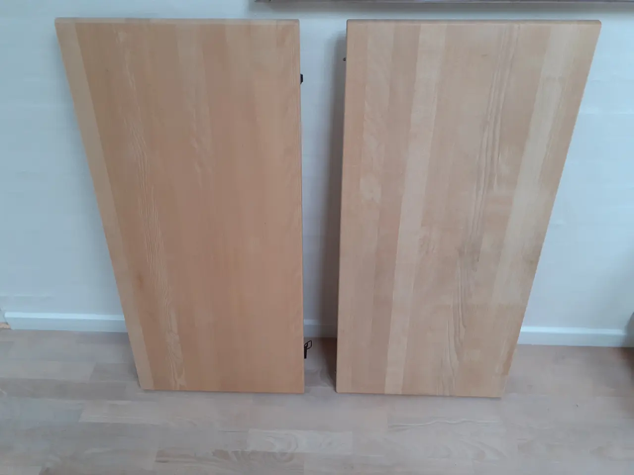 Billede 6 - Spisebord med 6 stk stole. 