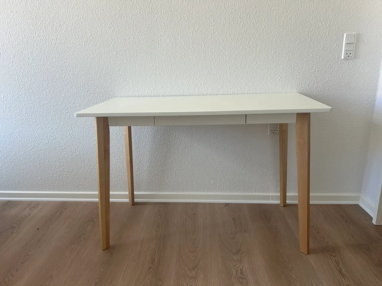Billede 1 - Flot skrivebord