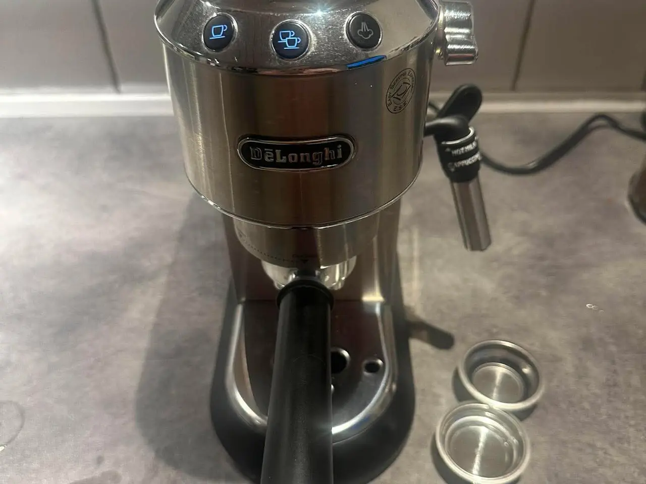 Billede 1 - DeLonghi Dedica EC685.M espressomaskine