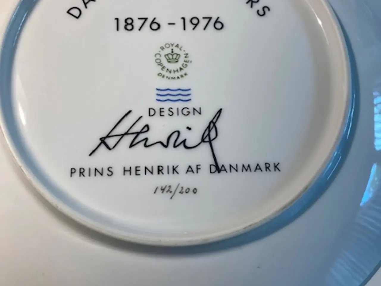 Billede 1 - Jubilæumsplatte fra Dansk Røde Kors/Royal Cph.