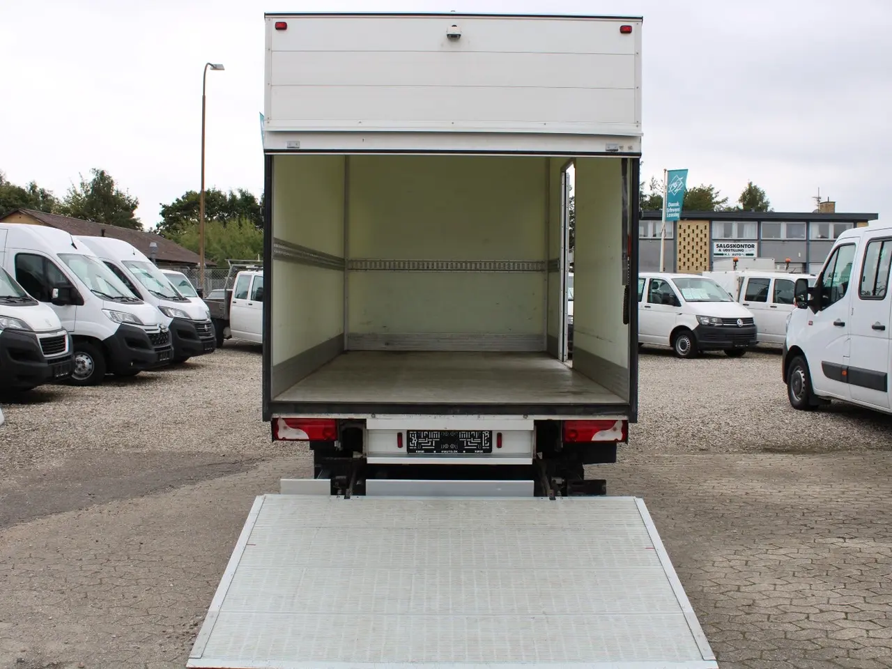 Billede 9 - Mercedes Sprinter 317 2,0 CDi A3 Alukasse m/lift aut. RWD
