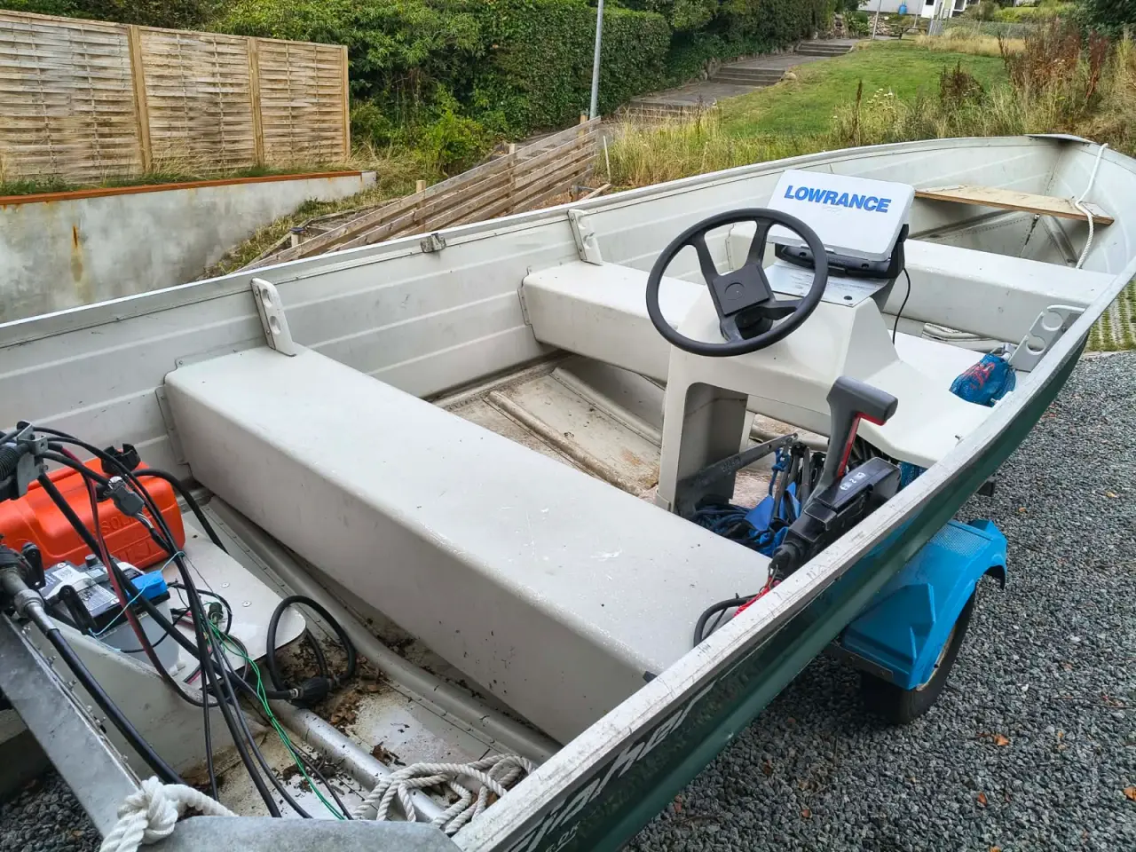Billede 3 - Lækker stor Alu-jolle på hele 5meter. 