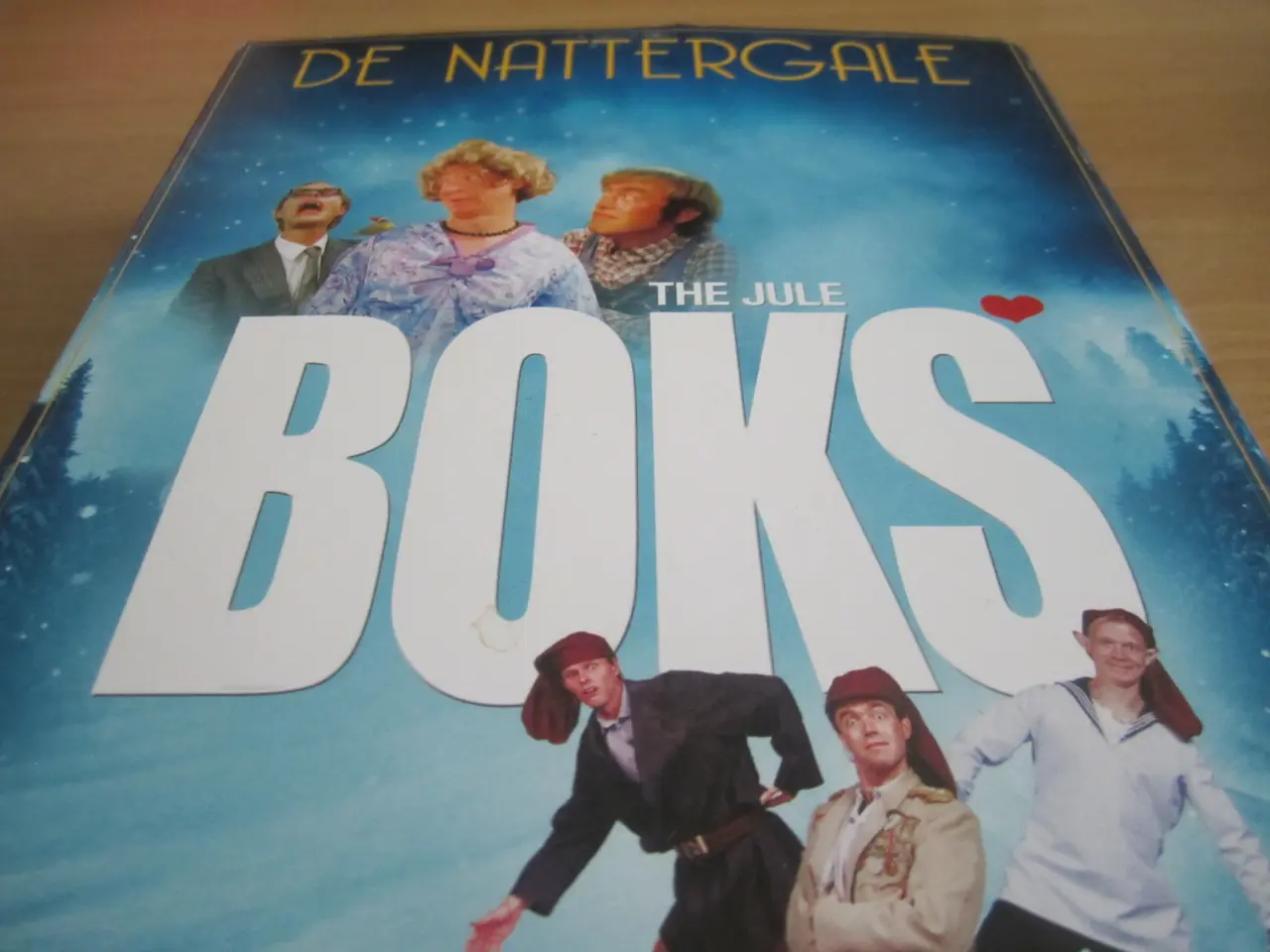 Billede 2 - DE NATTERGALE. THE JULE BOKS. BYD.