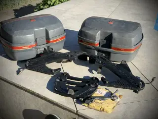 Givi Wingrack2 med 2 stk. E45 monokey kufferter.