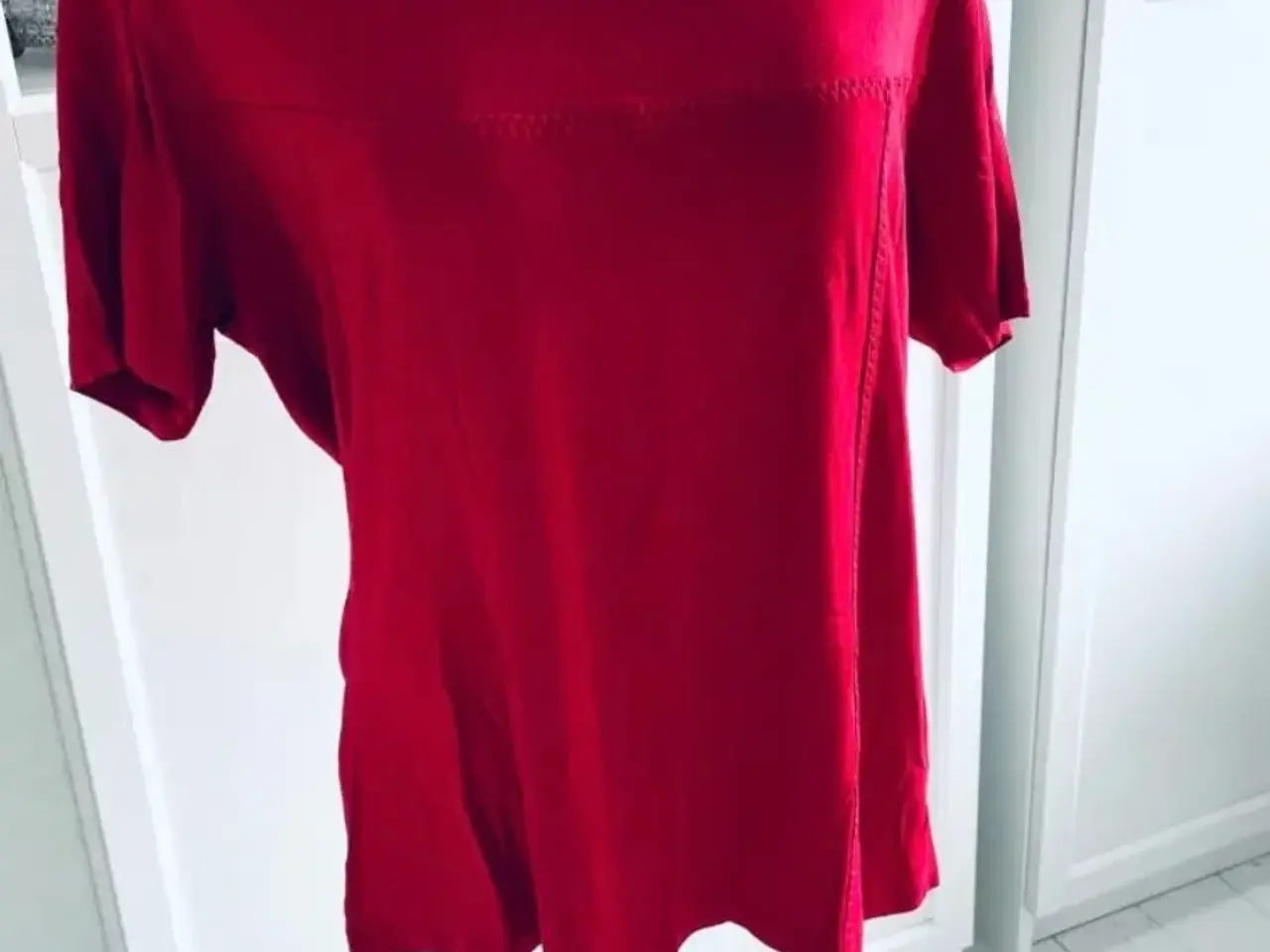 Billede 3 - Rød T-shirt næsten som NY z-biz