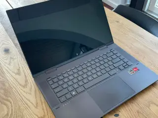 HP Envy X360 Ryzen 7 16GB 1000GB SSD 15.6"