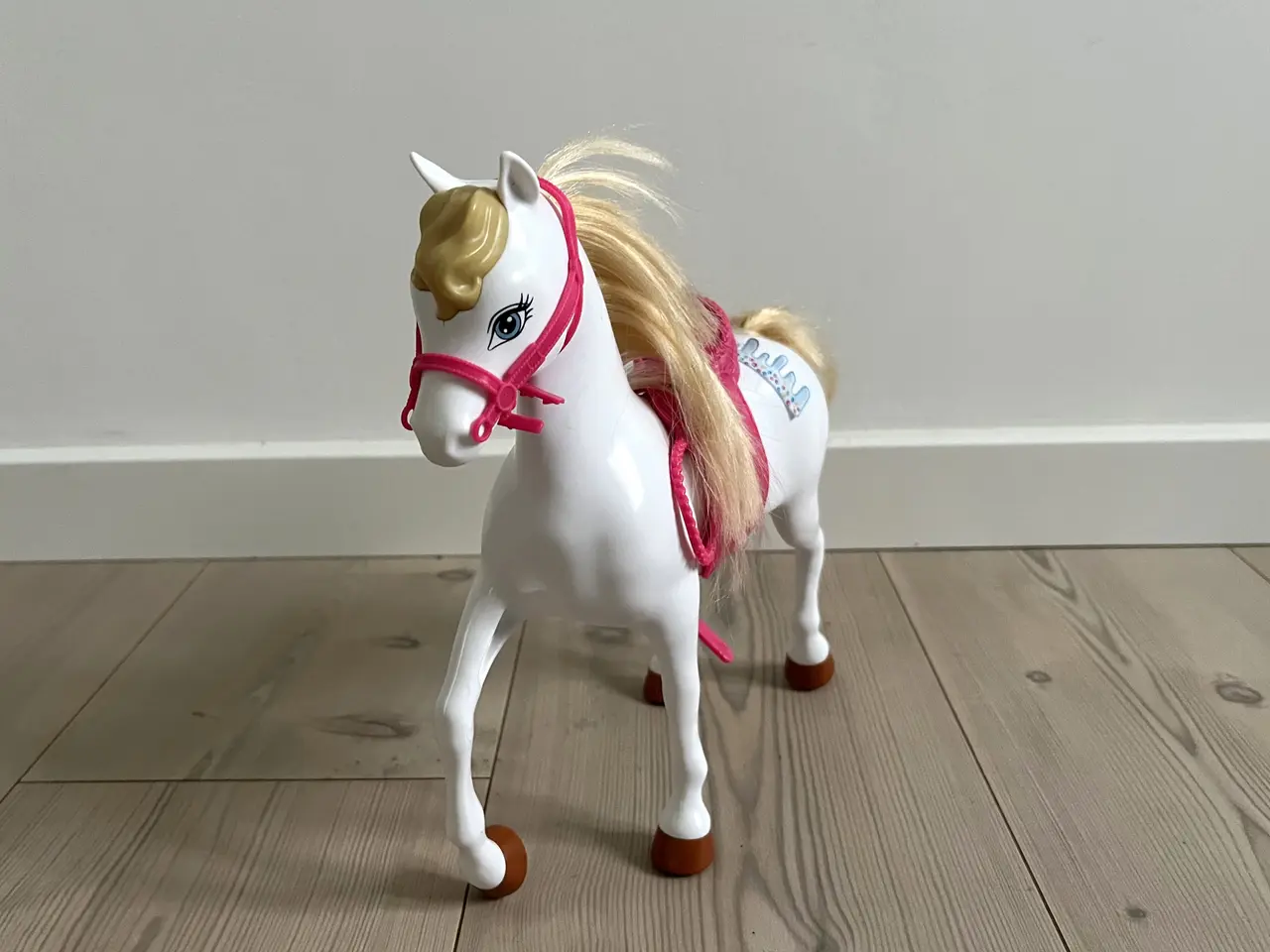 Billede 2 - Hvid Barbie Hest, Mattel