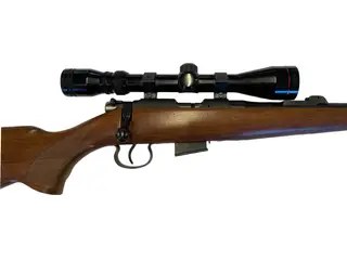 CZ 452 22 magnum med kikkert 3-9x40 mm