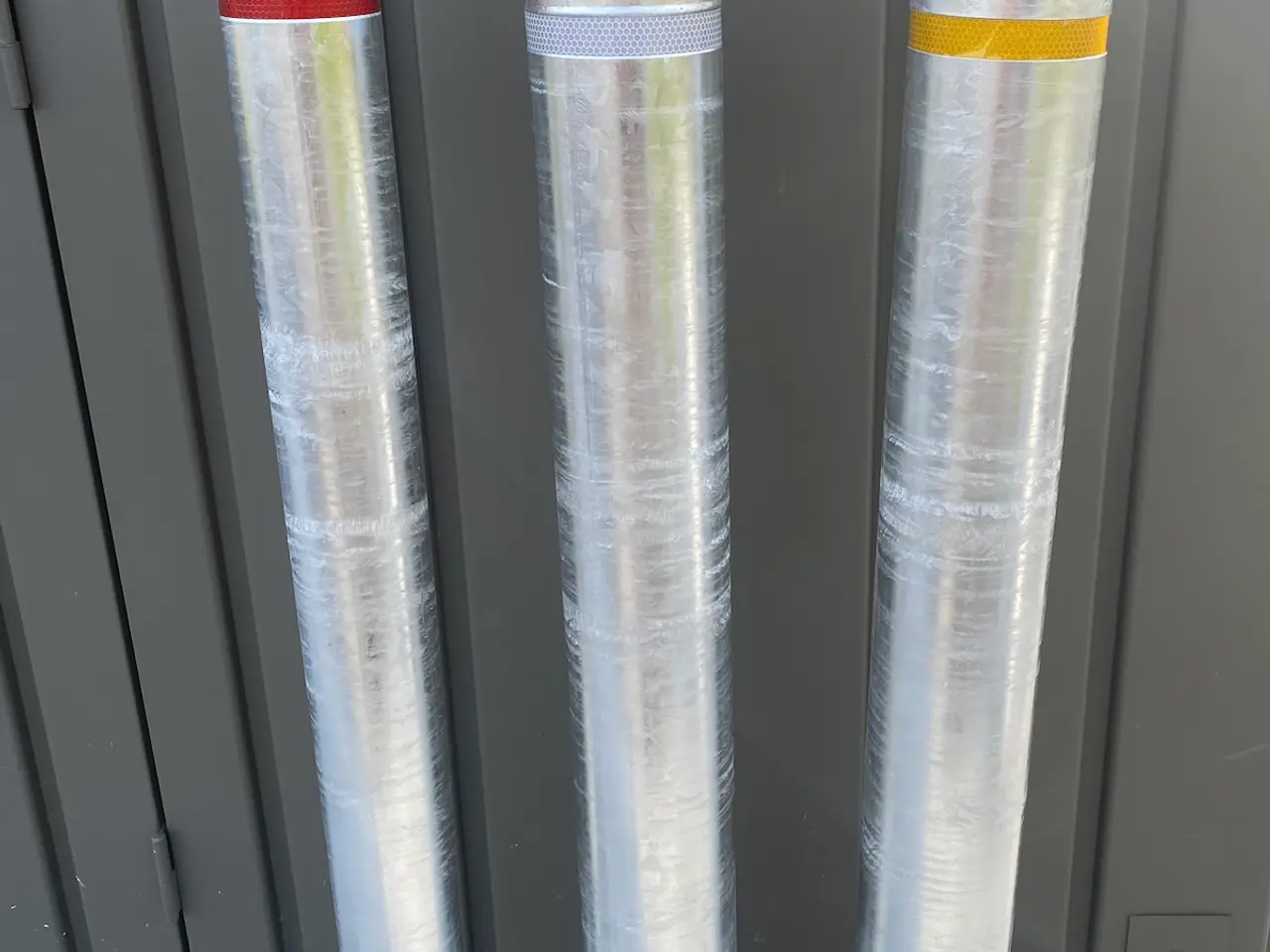 Billede 2 - Galvaniseret pullert Ø89 / Ø114 – 1200 mm med refl