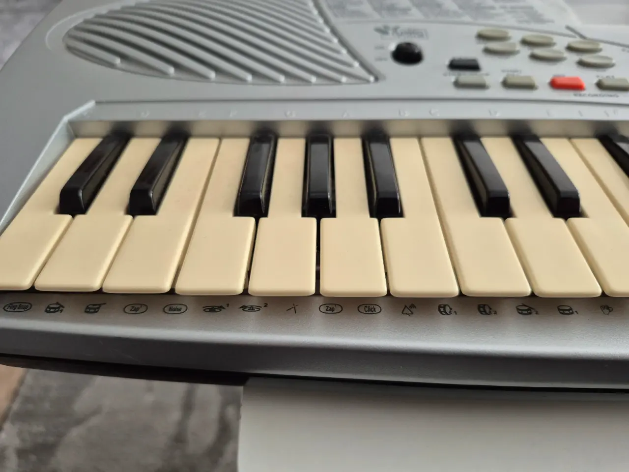 Billede 6 - Klaver Keyboard 570