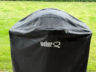 Weber Q3200 gasgrill med overtræk og rotisserie