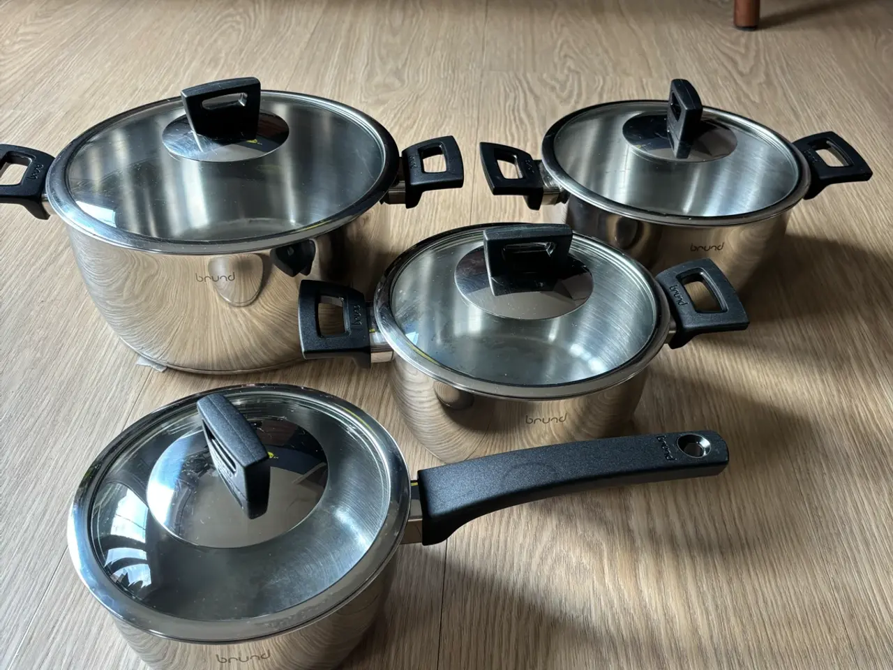 Billede 1 - Lækkert grydesæt mærket Scanpan Brund