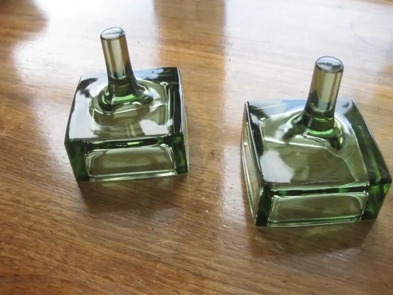 Billede 1 - Brevpresser/lysestage  IHQ Danish Design