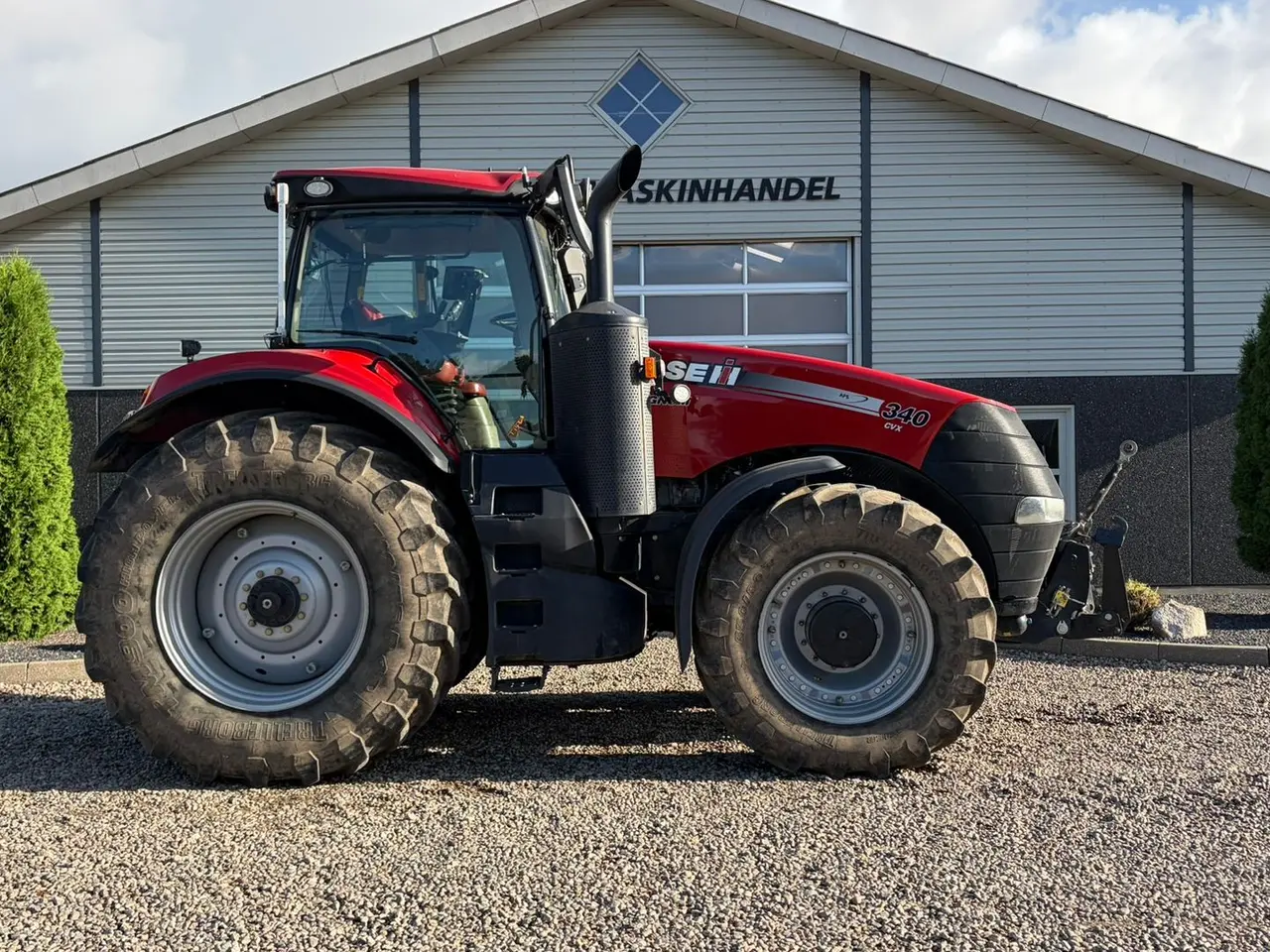 Billede 12 - Case IH MAGNUM 340 Med frontlift og kun 3730timer. Gård traktor