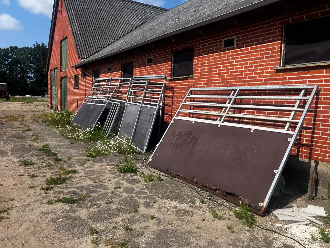 Billede 6 - Restparti af hestebokse 